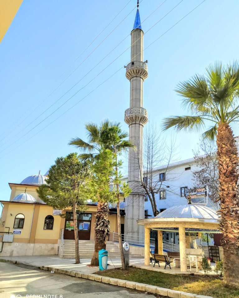 Merkez Efendi Cami