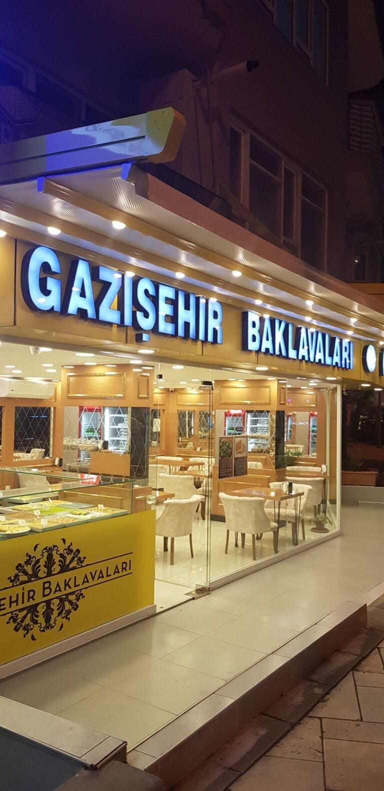 Gazişehir Baklavaları I SIRAKAPILAR