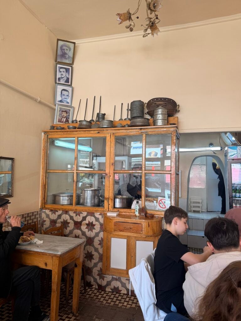 Aşçı Bacaksız — ambiance