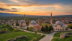 I want to visit the Ulu Camii in the center of Bilecik and the Orhan Gazi Camii in Söğüt on the same day; based on prayer times, which time window would be more comfortable, and what should I pay attention to regarding photos and clothing inside?